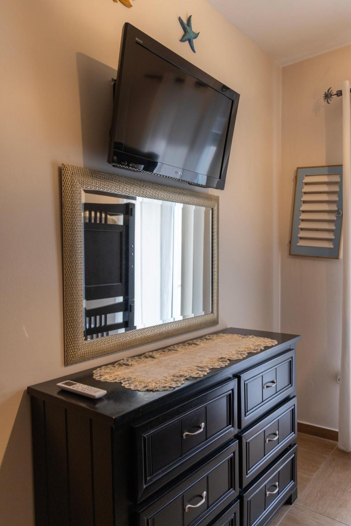Limani Lux Apartments Karpathos Room photo