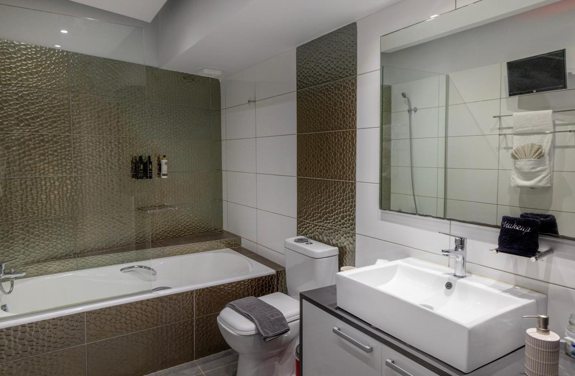 Limani Lux Apartments Karpathos Room photo